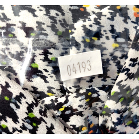 Lush Geometric Top Womens M Black White Oversized V-Neck Cuffed Short Sleeves - Picture 14 of 14